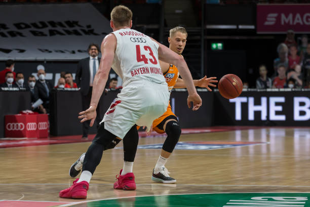 多纳鲁马的 多纳鲁马的