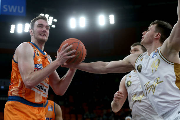 更有底气 更有底气