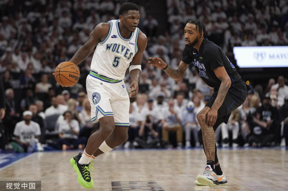 态感到自豪 态感到自豪