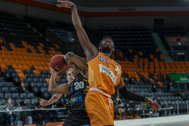 为稳定军心 为稳定军心